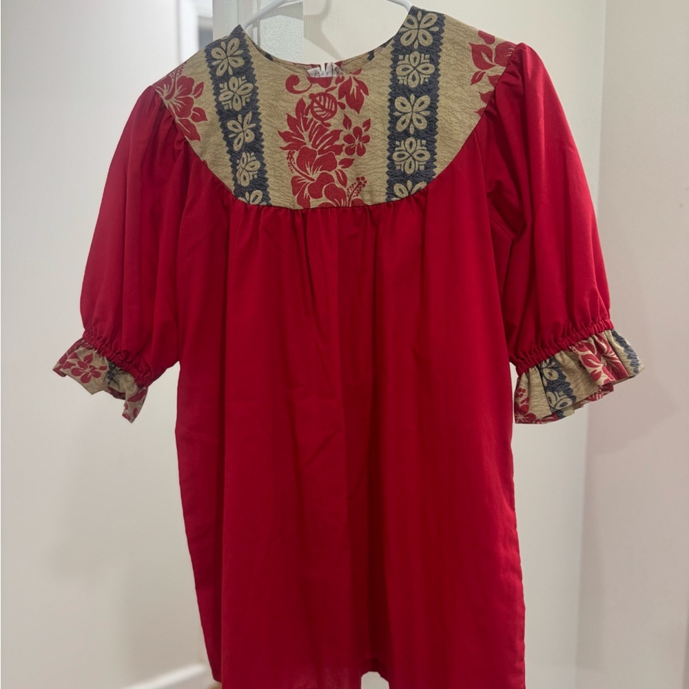 Hawaiian style blouse